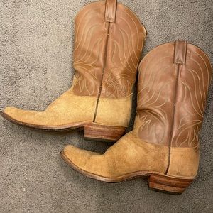 Justin Cowboy Boots. Men’s size 11